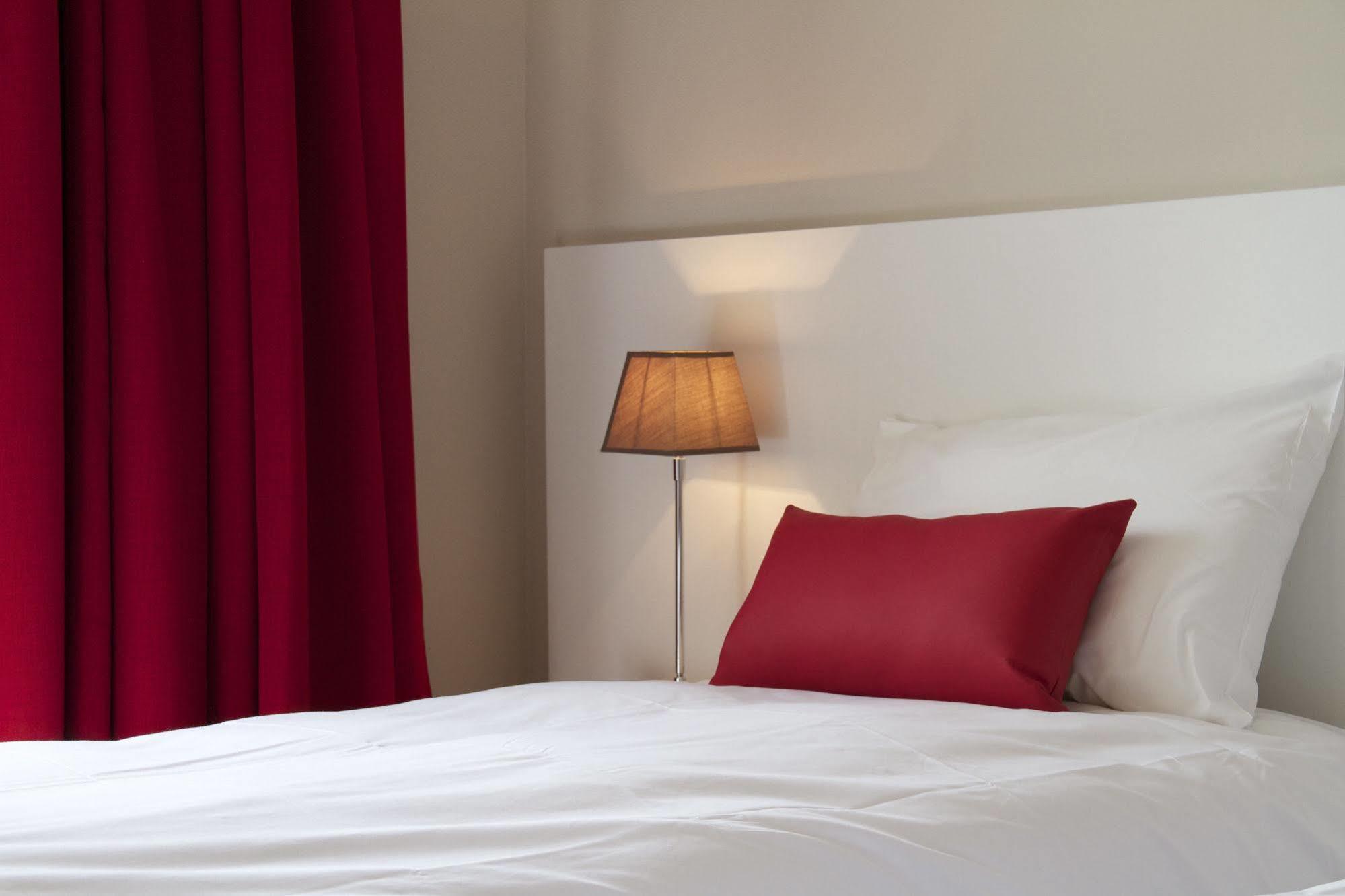 Hotel Port Haliguen Куиберон Екстериор снимка